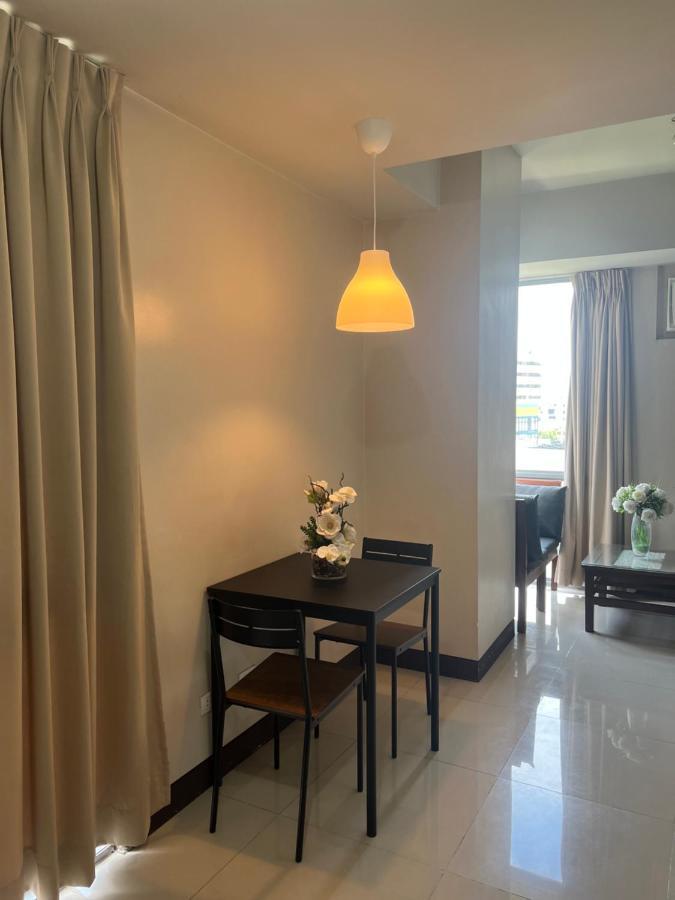 Manhattan Heights Tower D Aparthotel Μανίλα Εξωτερικό φωτογραφία